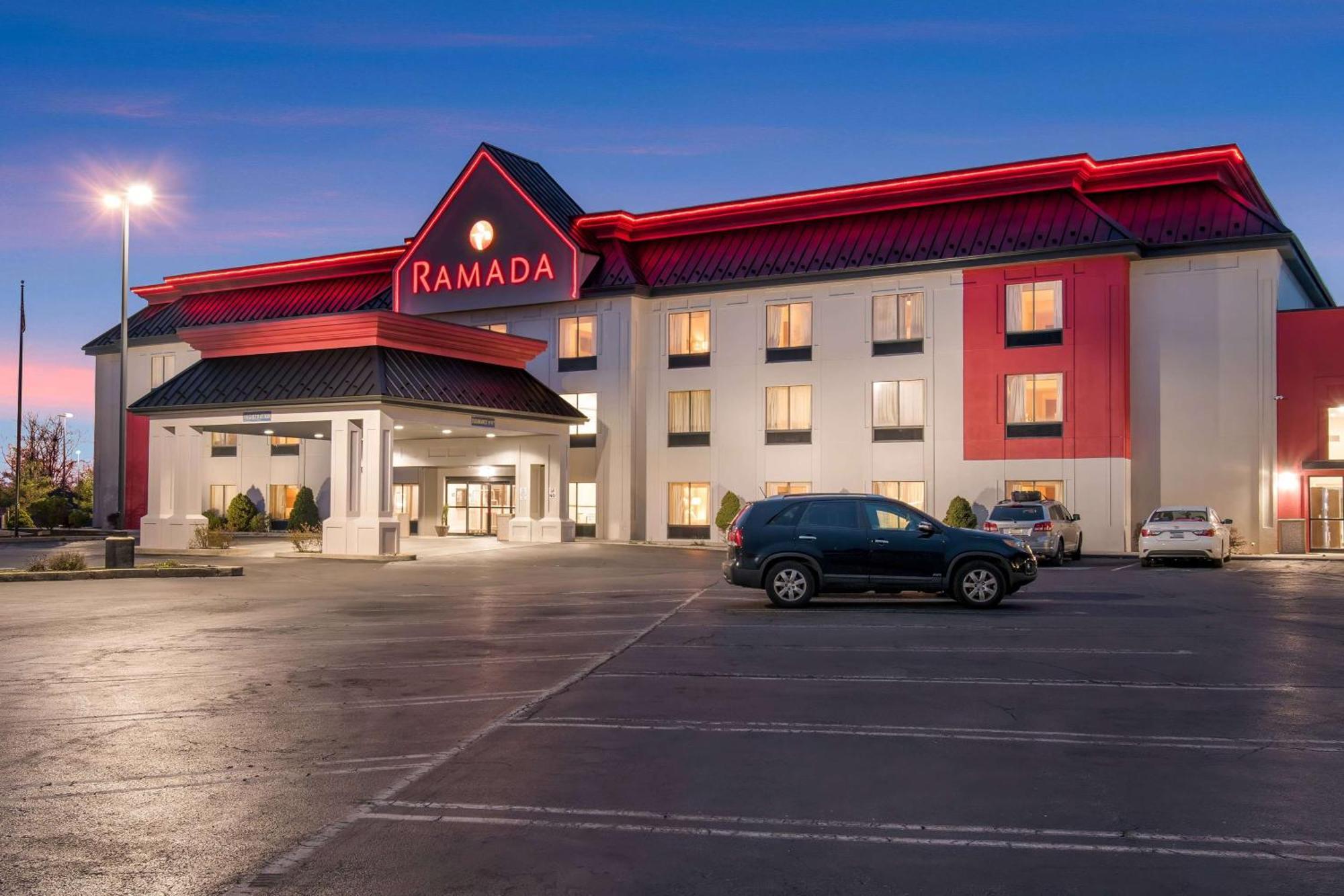 Ramada By Wyndham Harrisburg/Hershey Area Hotel Екстериор снимка