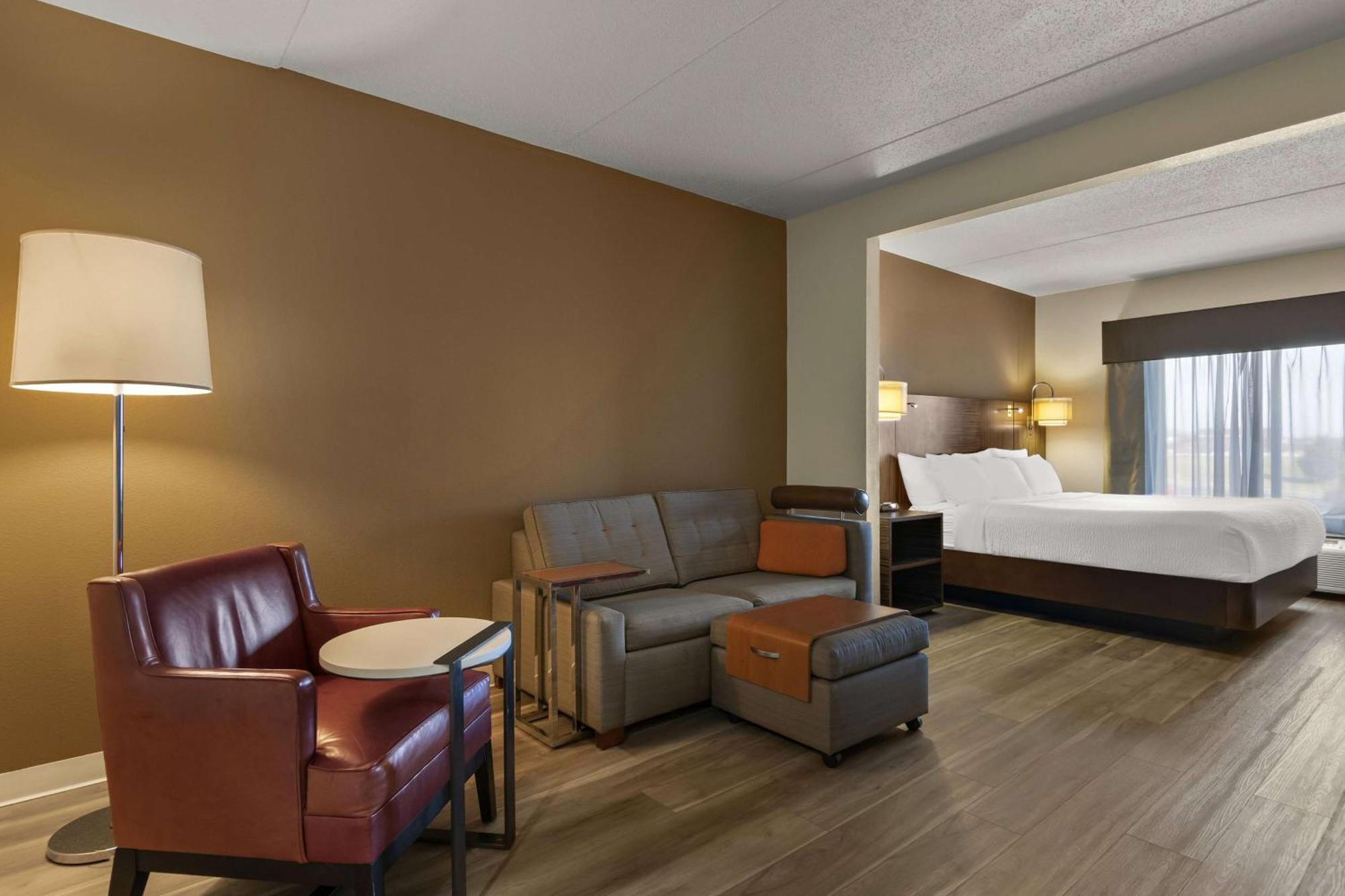 Ramada By Wyndham Harrisburg/Hershey Area Hotel Екстериор снимка